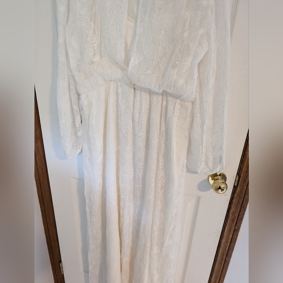 Modcloth XL Just the Beginning Full Length White Lace Lined Dress - Picture 7 of 11